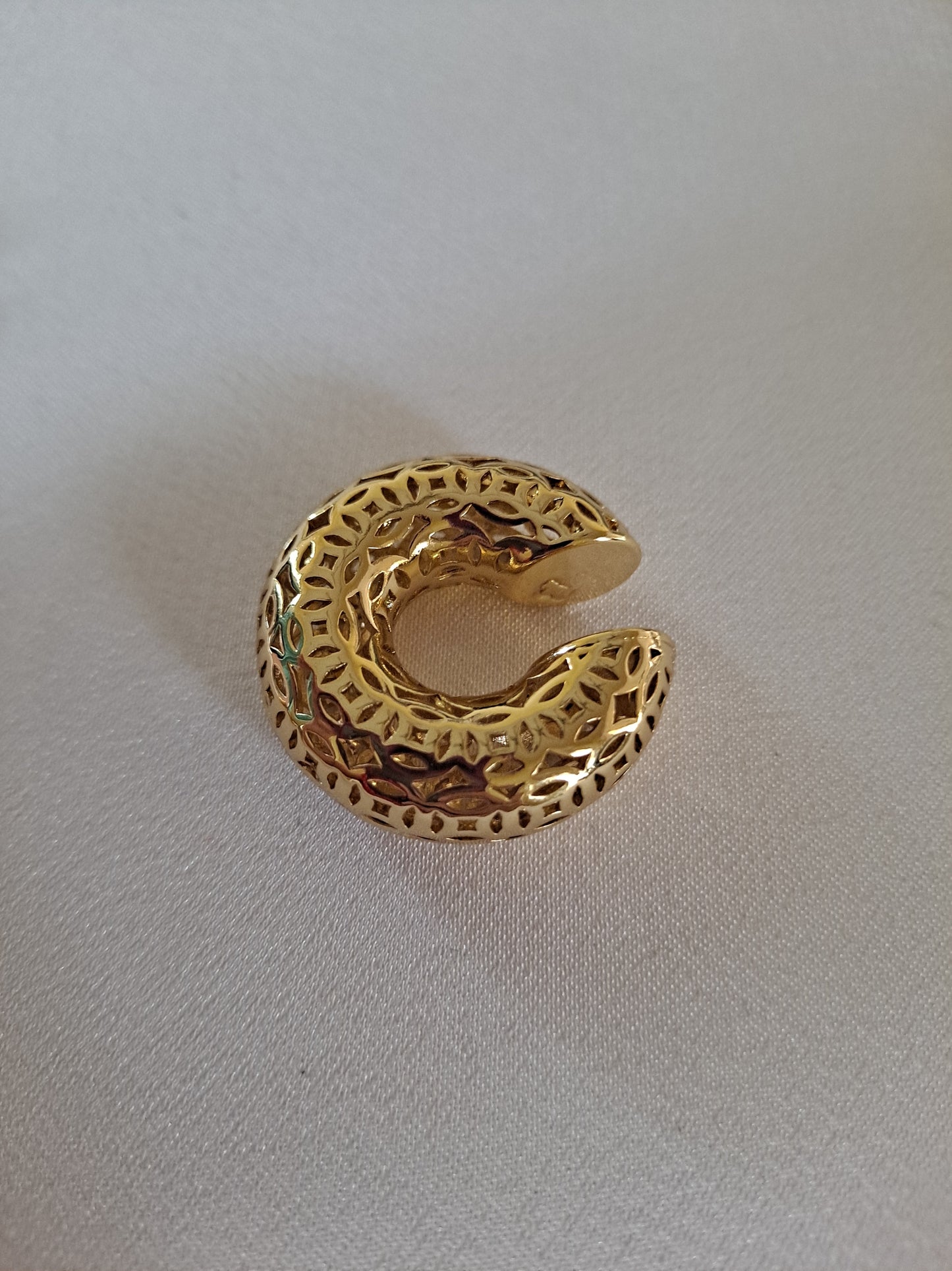 Magdalena Earcuff