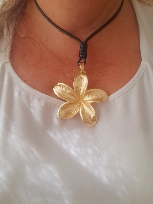 Alondra Necklace