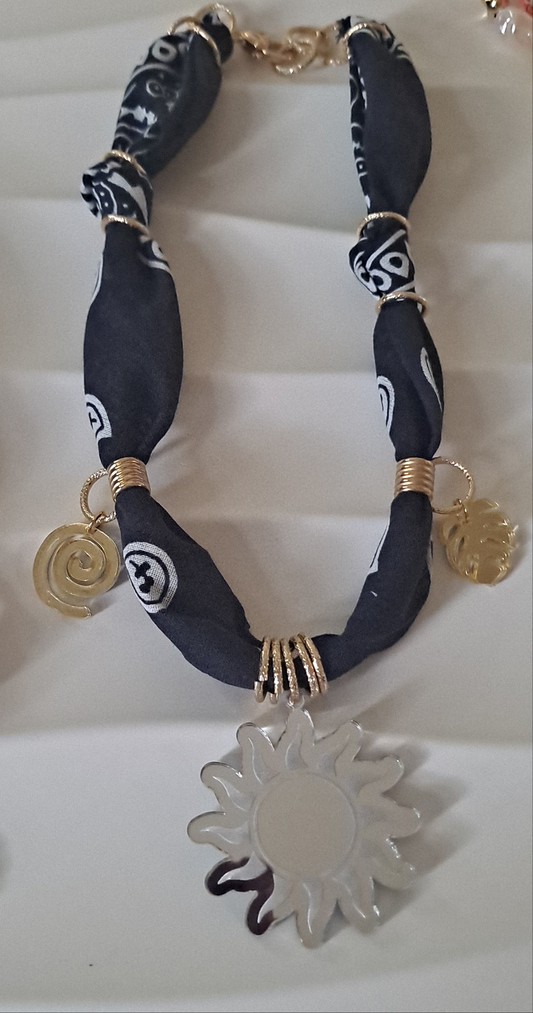 Veranea Necklace
