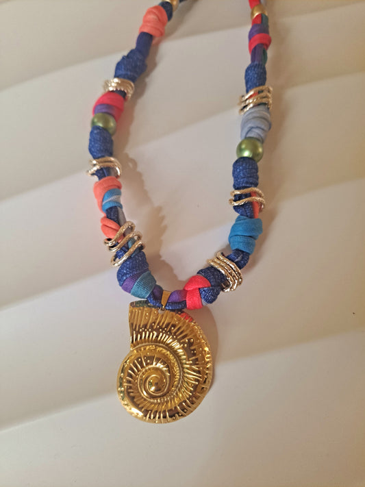 Concha Necklace